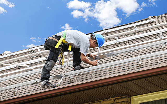 Roofing Worker